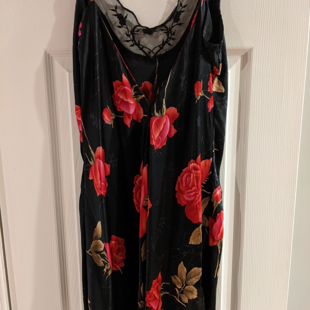 Victoria's Secret silk print nightie Large